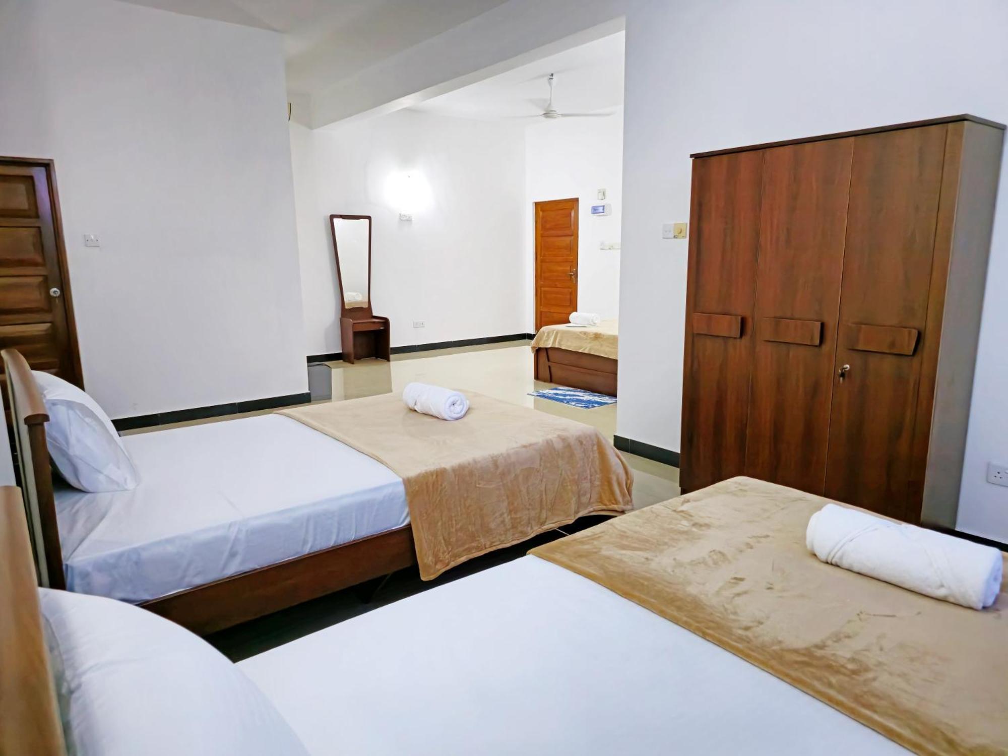 Hotel Marutham キリノッチ エクステリア 写真