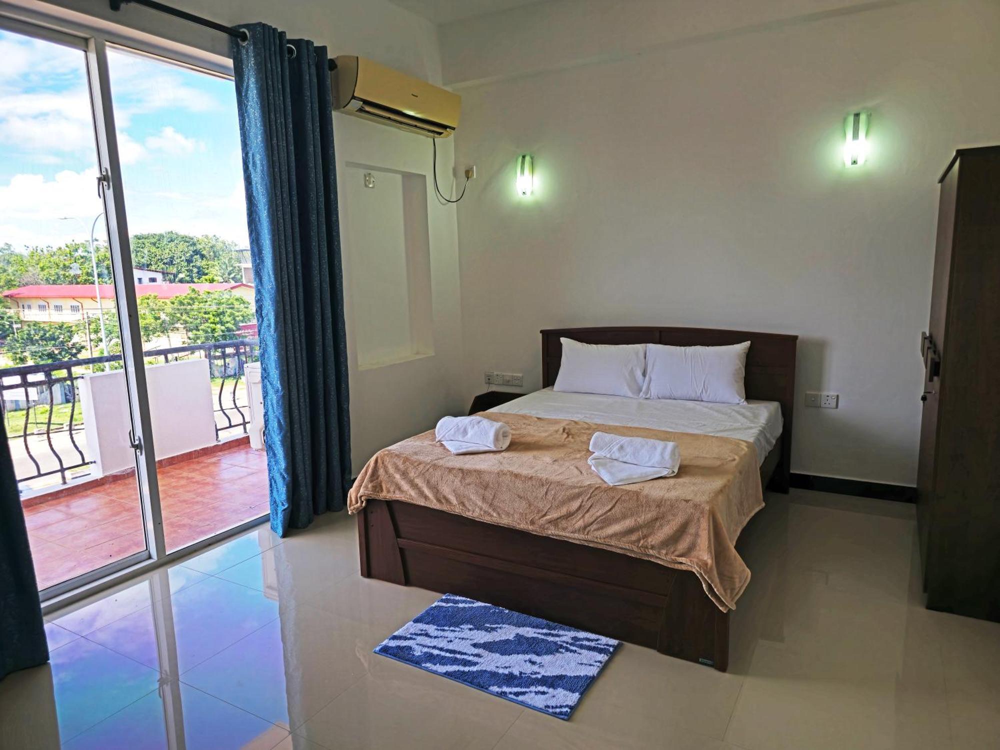 Hotel Marutham キリノッチ エクステリア 写真