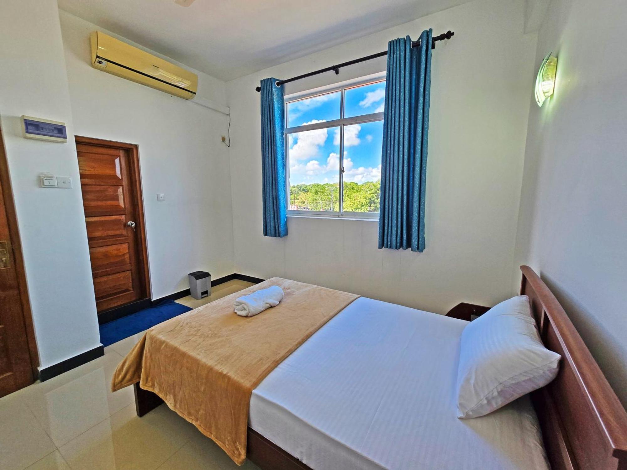 Hotel Marutham キリノッチ エクステリア 写真