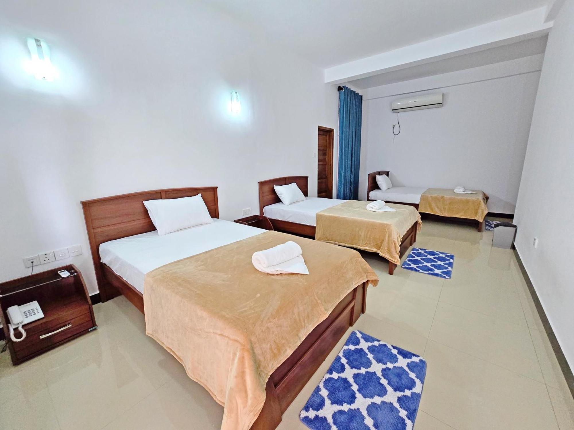 Hotel Marutham キリノッチ エクステリア 写真